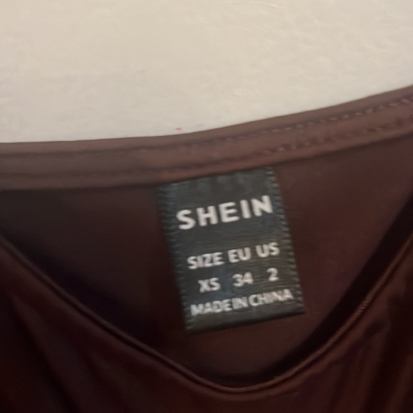 Shein cropped tank - Picture 2 of 3
